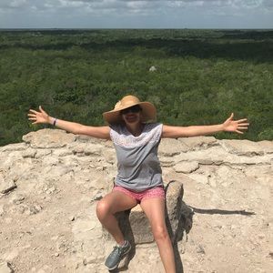 Meet your Posher, Maria